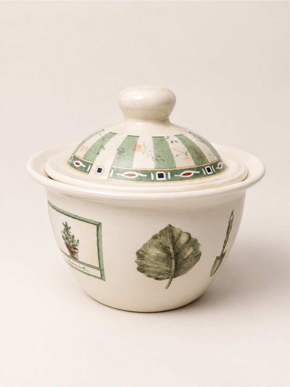 Naturewood by Pfaltzgraff Sugar Bowl with Lid - Never Used